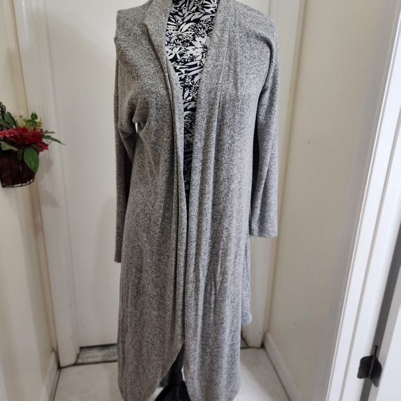 white house black market    open  front knitted long cardigan euc - Picture 12 of 13